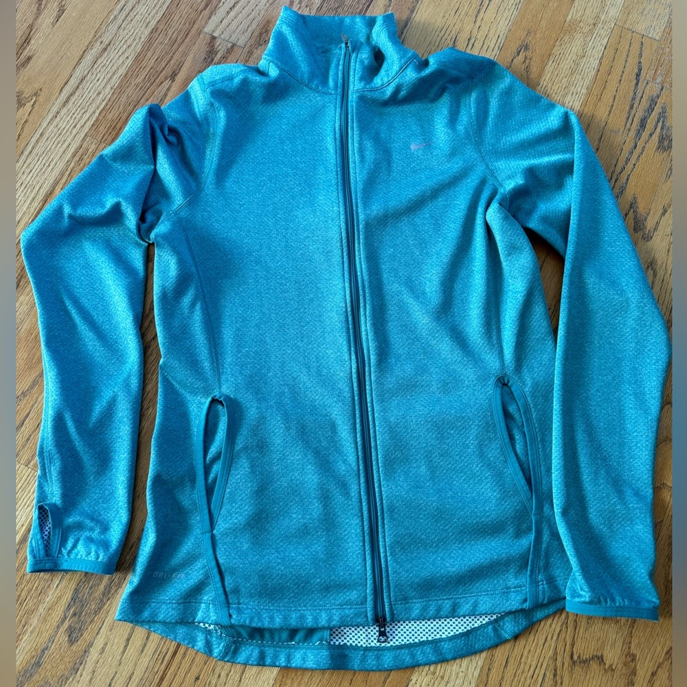 Nike Dri-fit woman’s jacket